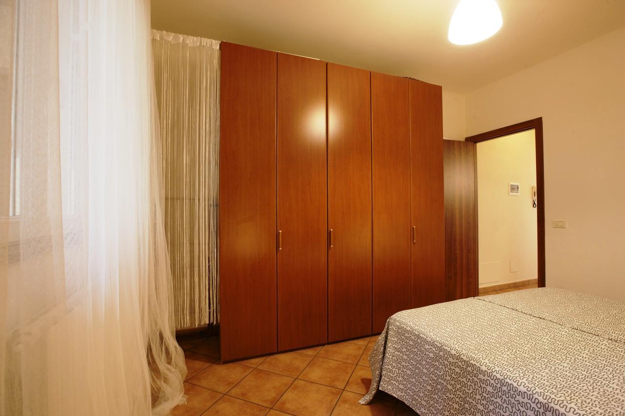 Bella Casa Alla Spiaggia Tronzano Lago Maggiore Extérieur photo