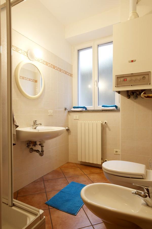 Bella Casa Alla Spiaggia Tronzano Lago Maggiore Extérieur photo