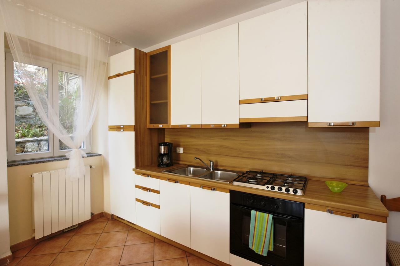 Bella Casa Alla Spiaggia Tronzano Lago Maggiore Extérieur photo